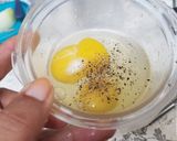 A picture of step 4 of Cheesy spinach omelette.