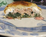 Foto del paso 4 de la receta: Hojaldre relleno de salmón, queso crema y espinacas