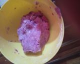 Foto langkah ke 2 dari resep Bubur Candil Ubi Ungu.
