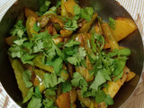 પરવળ બટાકા નું શાક (Parvar Bataka Shak Recipe In Gujarati)