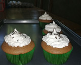 Foto del paso 14 de la receta: Cupcakes de moka con topping de crema batida