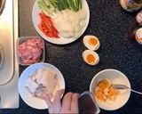 รูปขั้นตอนการทำที่ 2 ของ หมึกผัดไข่เค็ม +หมูสับหน่อยๆ😂