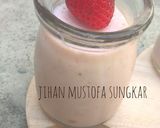 Foto langkah ke 8 dari resep Strawberry silky pudding.