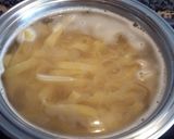 Foto del paso 4 de la receta Tagliatelle en salsa de sofrito con mejillones y gulas