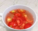Foto langkah ke 3 dari resep Wedang tomat cerry.