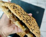 Foto del paso 8 de la receta Empanada de pera y boletus con gorgonzola