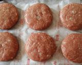 A picture of step 3 of Beef Patty for Burgers.