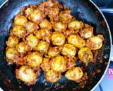 A picture of step 10 of Bombay Potatoes.
