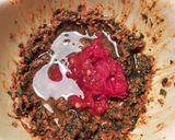 Foto del paso 13 de la receta: Tajine de besugos a la lima encurtida con tomate y olivas
