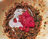 Foto del paso 13 de la receta: Tajine de besugos a la lima encurtida con tomate y olivas
