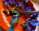 A picture of step 1 of Butterfly peas Tea.