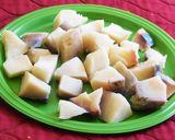 A picture of step 2 of Kohlrabi stir-fried with coconut.