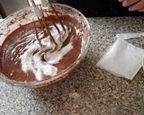 Foto del paso 10 de la receta MayoChocolat Cake (Bizcocho de chocolate y mayonesa)