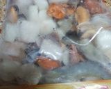 Foto del paso 1 de la receta: Fideuá de marisco