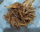 Foto langkah ke 2 dari resep Ikan Asin Cabe Bawang (Gereh Lombok Brambang).