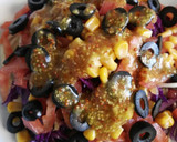 Foto del paso 8 de la receta: Ensalada de lombarda, tomate, calabacín con vinagreta de mostaza
