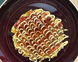 Japanese pork and cabbage okonomiyaki (Butatama 豚玉お好み焼き) recipe step 7 photo
