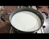 A picture of step 1 of Sheer khurma.