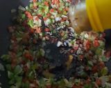 A picture of step 4 of Hot N Sour Soup.