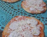Foto langkah ke 4 dari resep Roti pizza.