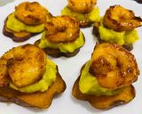 Hình bước làm 4 của món Finger Food 👌6: Khoai lang mật + sốt trái bơ + tôm áp chảo“Món bốc tay mới đúng điệu”Rau củ nướng