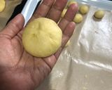 Foto langkah ke 4 dari resep Donat empuk dan montok.