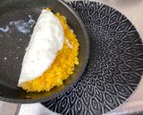 A picture of step 4 of Japanese White Omurice.