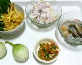 รูปขั้นตอนการทำที่ 1 ของ 🐙ผัดฉ่ากุ้งปลาหมึก🐙 #อาหารไทยง่ายๆ