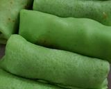Foto langkah ke 5 dari resep Dadar gulung kelapa.