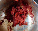 A picture of step 1 of Dahi tikhari.