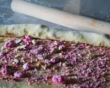 Une image de l'étape 4 de Brioche feuilletée aux pralines roses.