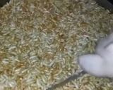A picture of step 3 of Murmura chikki.