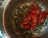 A picture of step 6 of Fried omena#authormaratho#my valentinerecipecontest#.