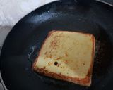 A picture of step 3 of French Toast.