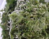A picture of step 2 of Palak pakorey.