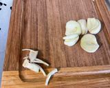 Une image de l'étape 3 de Pâtes d’Alsace aux légumes sautés, saucisses et emmental.