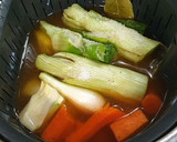 Foto del paso 1 de la receta: Caldo de verduras de aprovechamiento
