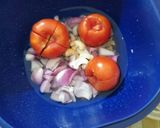 A picture of step 2 of Motor paneer greavy masala.