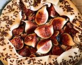 Une image de l'étape 2 de Tarte rustique figues, chevre et miel 🍯.