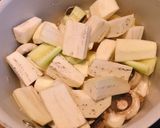Hình bước làm 3 của món 🌱 Rau Củ Thập Cẩm Kho Nước Tương - Món Chay (Vegan)