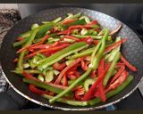 Foto del paso 6 de la receta: Arroz integral con salteado de verduras🍚🥕🍅🌶
