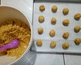 Foto langkah ke 4 dari resep Crunchy Cheese Cornflake Cookies.