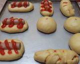 Foto langkah ke 4 dari resep Roti sosis.