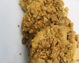 A picture of step 2 of Peanuts and yoghurt cookies.