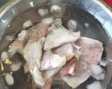 A picture of step 4 of Tai Fish Head Soup with Sashimi or Sushi.