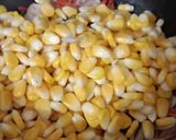 A picture of step 4 of Corn rice.