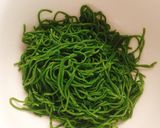 Hình bước làm 3 của món Lẩu Hải Sản Mì Chùm Ngây