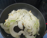 Foto del paso 3 de la receta: Merluza al horno con patatas
