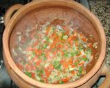 Foto del paso 6 de la receta: Mariscos en salsa de tomate con arroz en olla de barro