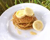 Hình bước làm 3 của món Pancakes Chuối Yến Mạch
